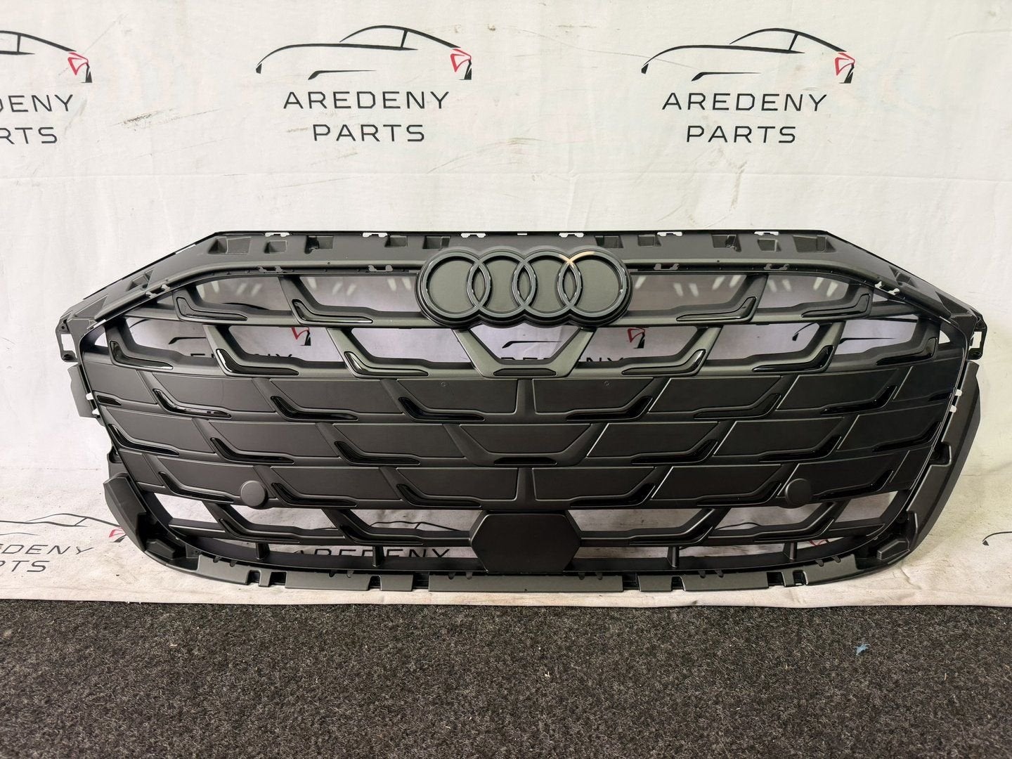 Audi A3 S3 8Y Grill Facelift S-Line Black-Line 8Y0853651AF, -, -, Nieuw, -