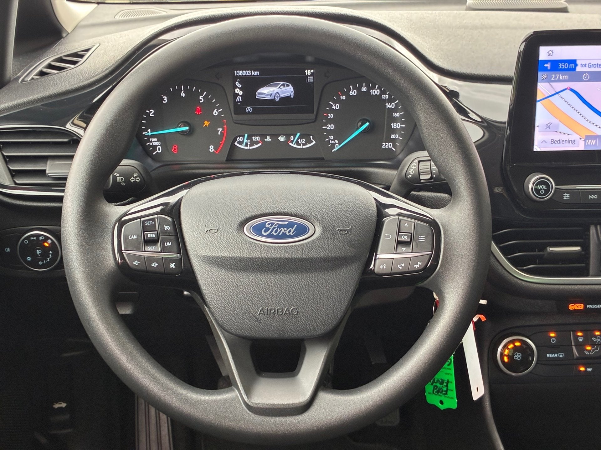 Ford Fiesta 1.1 Trend|2e Eigenaar|Navigatie|CruiseControl|Cl, Voorwielaandrijving, Start-stop-systeem, Gebruikt, 49 €/maand
