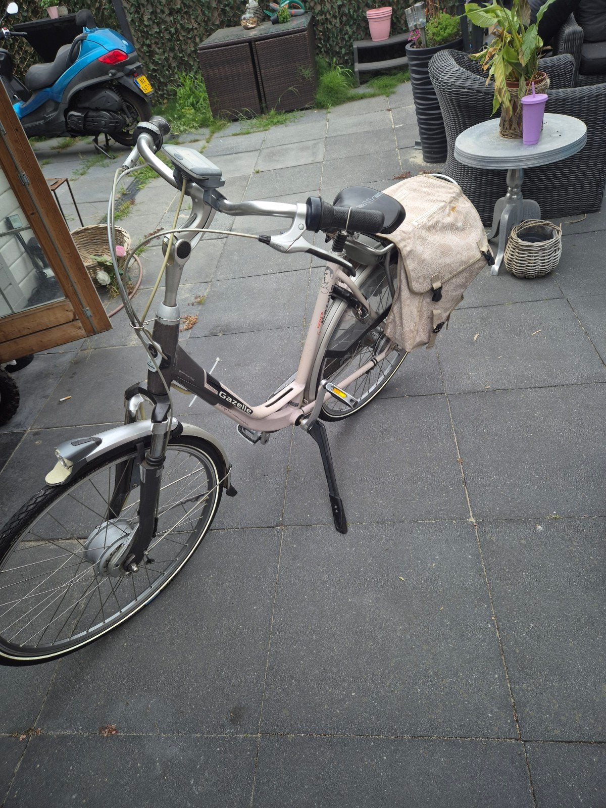 Gazelle damesfiets metlage instap en fietstassen, Gebruikt, Versnellingen, Ophalen of Verzenden, 50 tot 53 cm