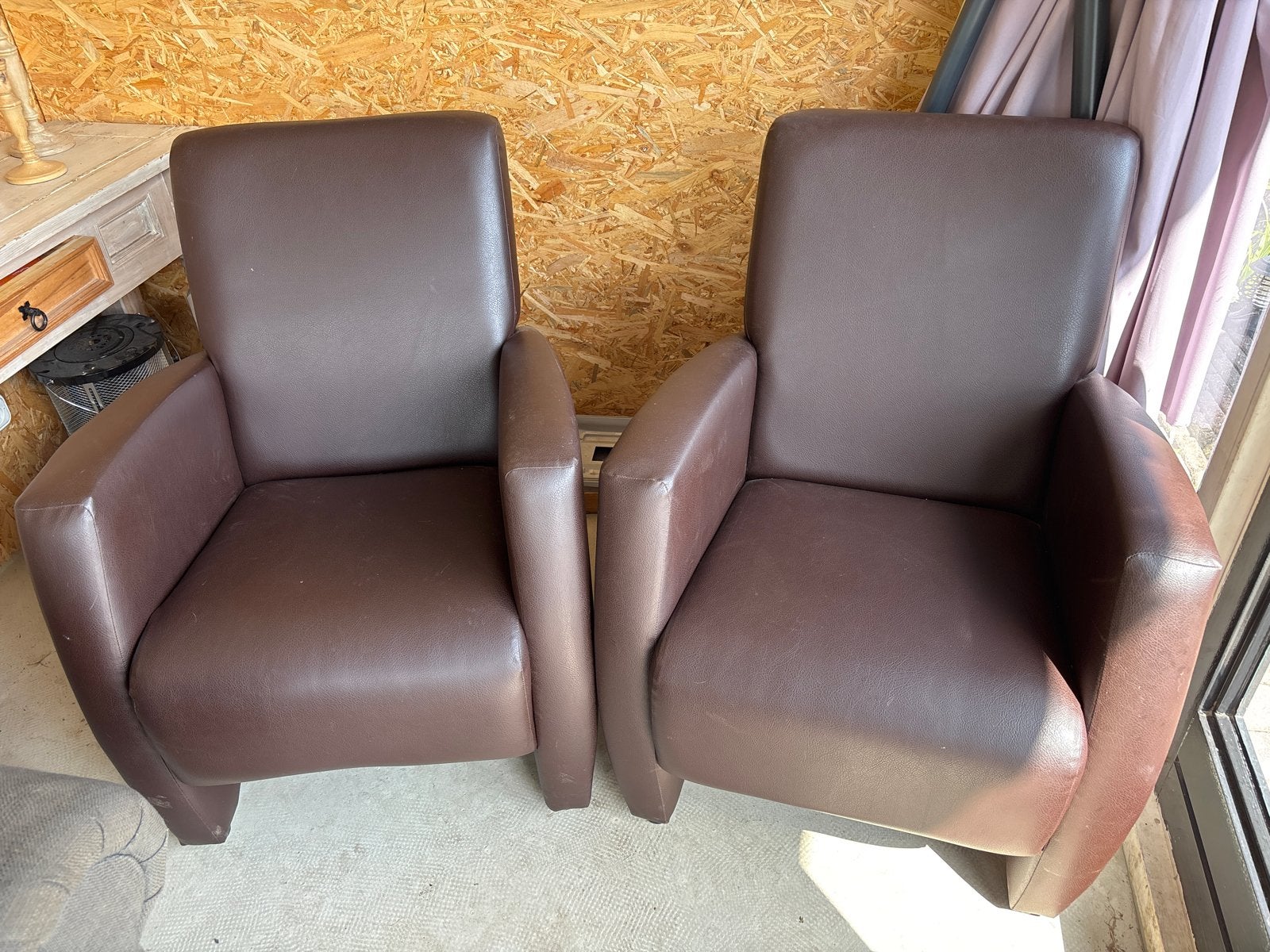 Twee bruine fauteuils - comfortabel en stijlvol, Ophalen, Gebruikt, Twee, Bruin