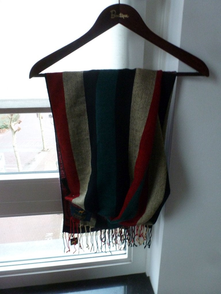 PRACHTIGE herfst SJAAL exclusief FALABELLA -GRATIS zend, Verzenden, Zo goed als nieuw, Maat 46/48 (XL) of groter, Sjaal
