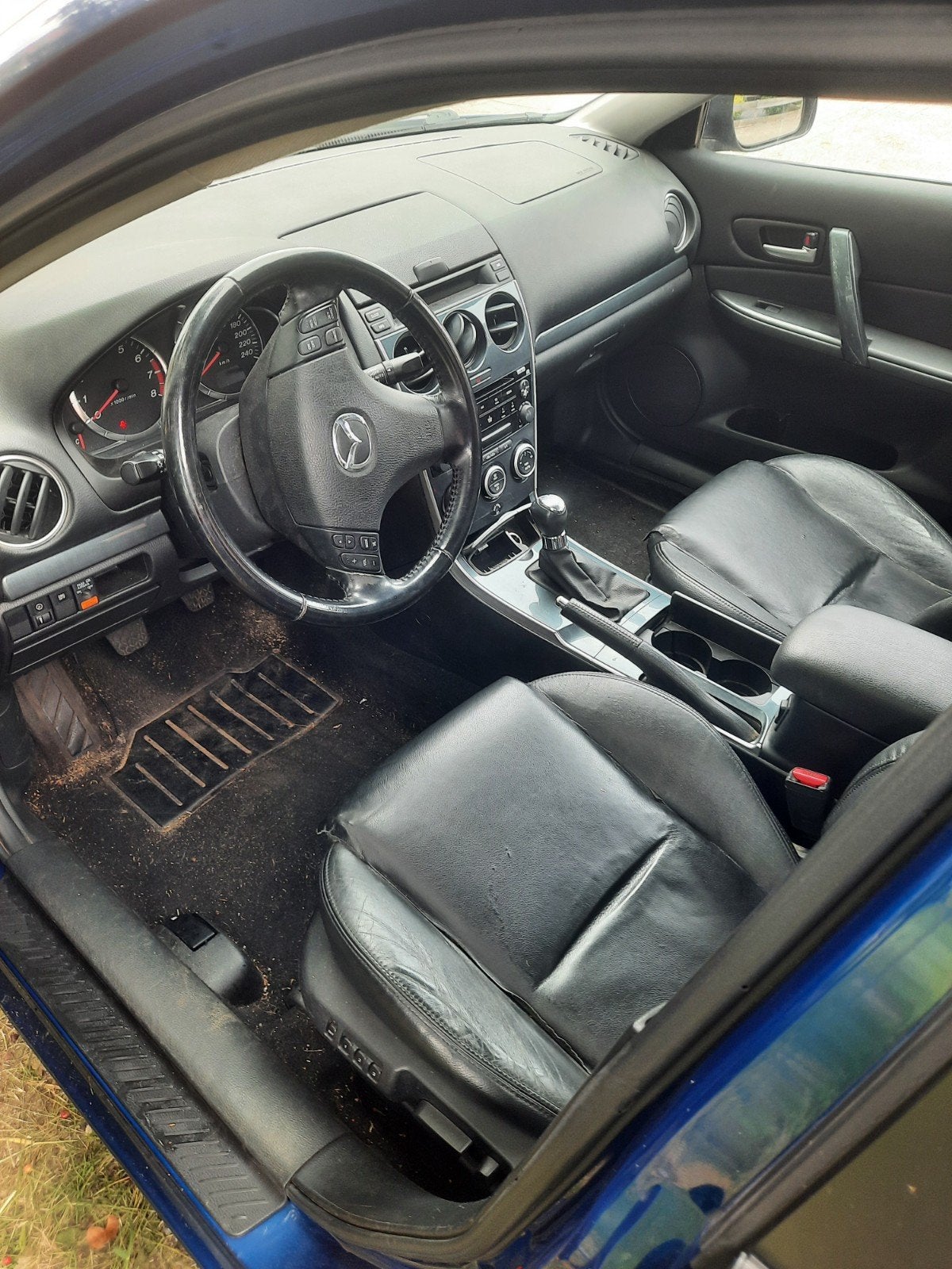 Mazda 6 2.0 Sedan 2008 Blauw project, Auto's, Mazda, Zwart, 4 cilinders, Blauw, Handgeschakeld