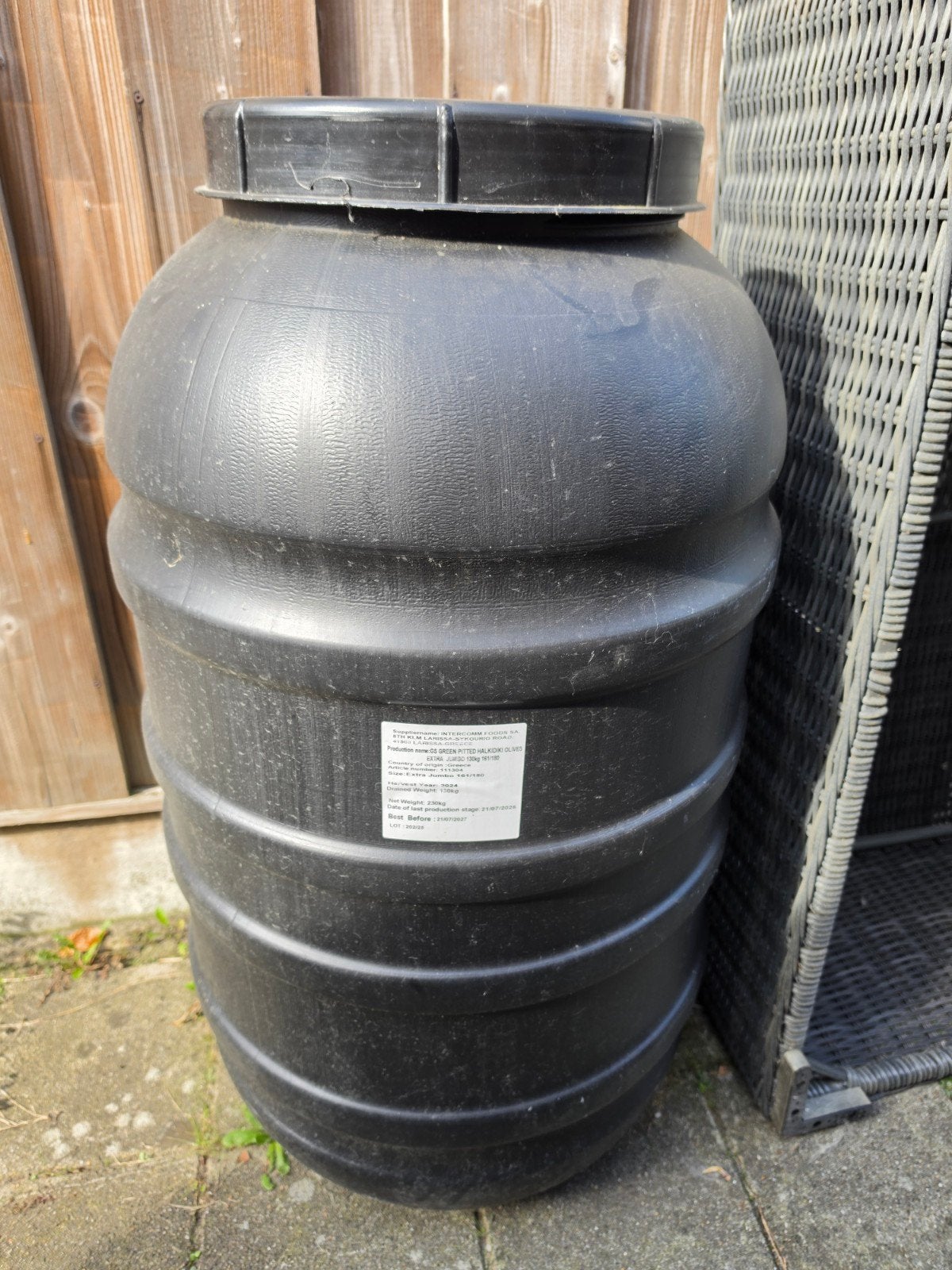 Zwarte regenton met deksel - 200 liter, Tuin en Terras, 150 liter of meer, Ophalen, Gebruikt, Kunststof