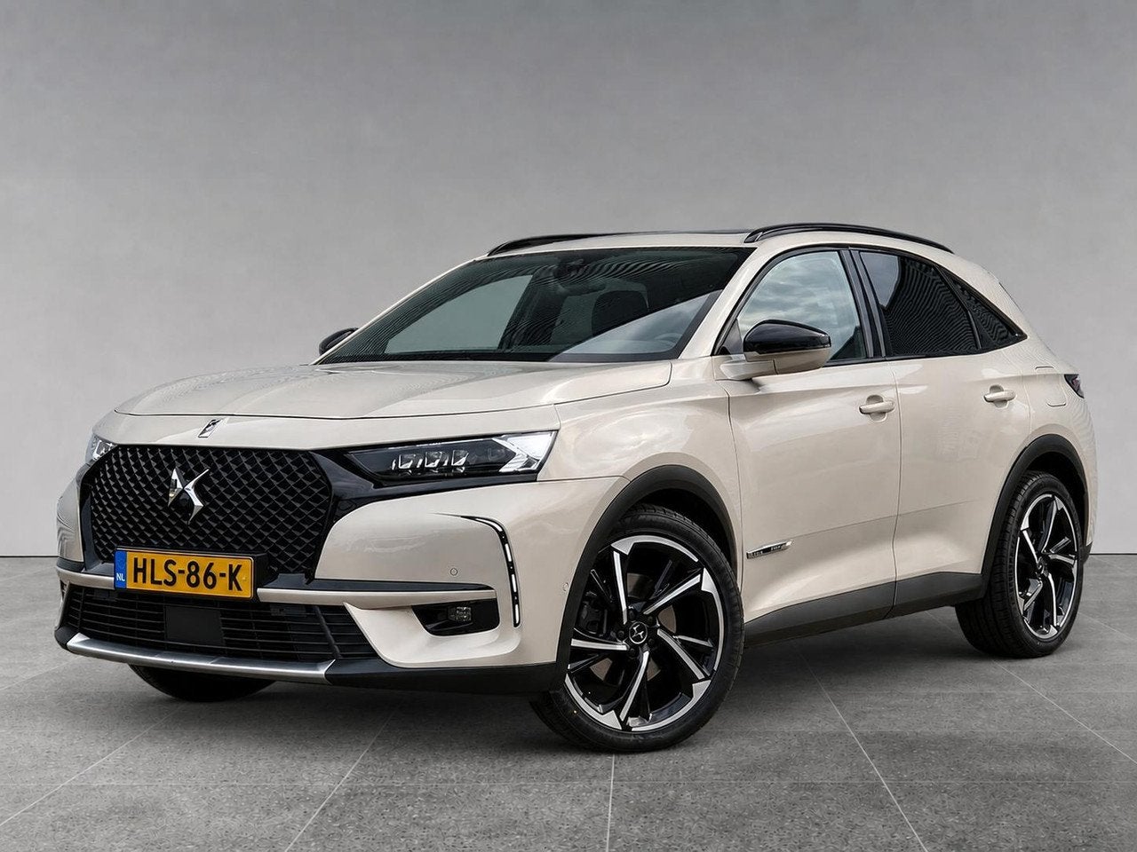 DS DS 7 Crossback Louvre e-Tense PHEV Hybrid4 300pk 4x4 e-EA, Auto's, Automaat, Gebruikt, 4 cilinders, Leder