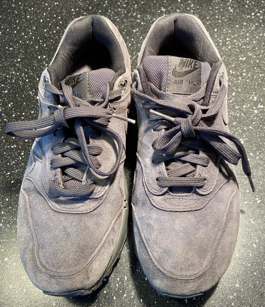 Nike Air Max 1 Premium – Donkergrijs Suède, Overige kleuren, Nike, Ophalen of Verzenden, Sneakers of Gympen