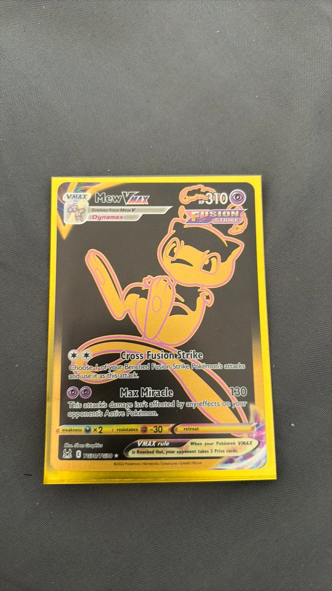 Mew VMAX #TG30 Pokemon Lost Origin, Ophalen of Verzenden, Zo goed als nieuw