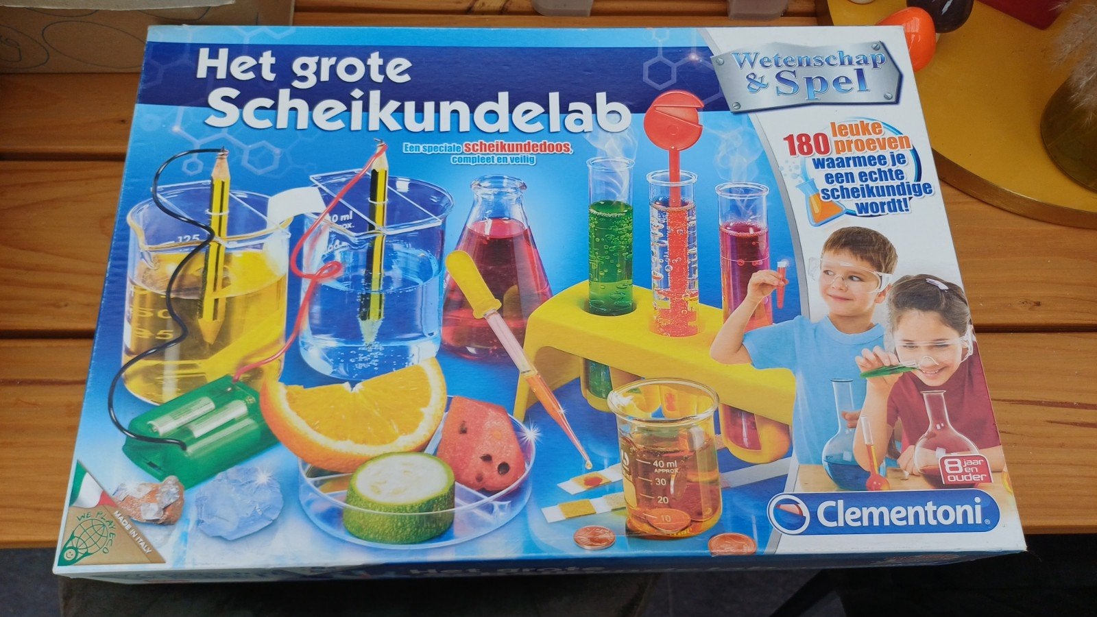 Clementoni Het Grote Scheikundelab - Wetenschap & Spel, Ophalen of Verzenden, Zo goed als nieuw