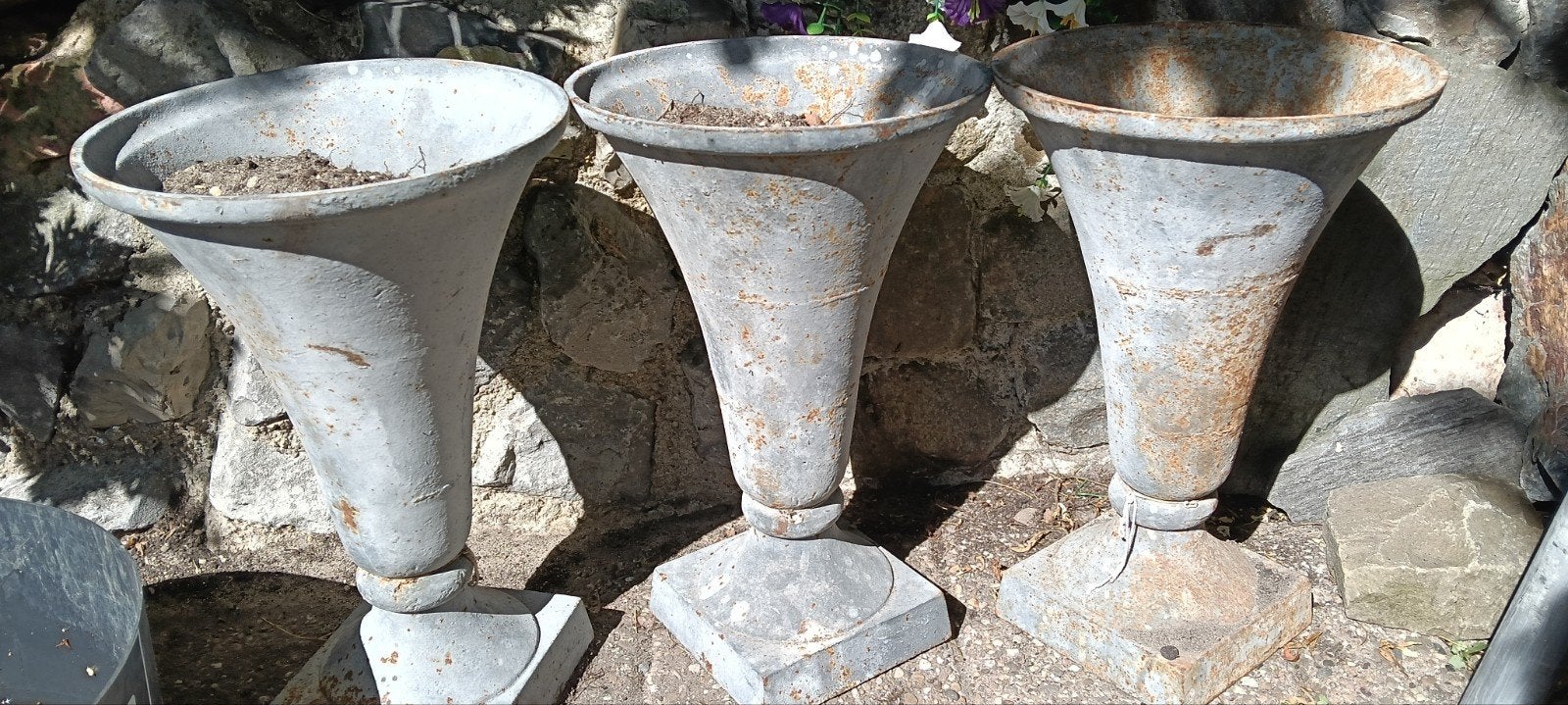 3 brocant kelk plant bloempot tuin en binnen, Tuin en Terras, Bloempotten, Ophalen of Verzenden, Zo goed als nieuw, Metaal, Binnen