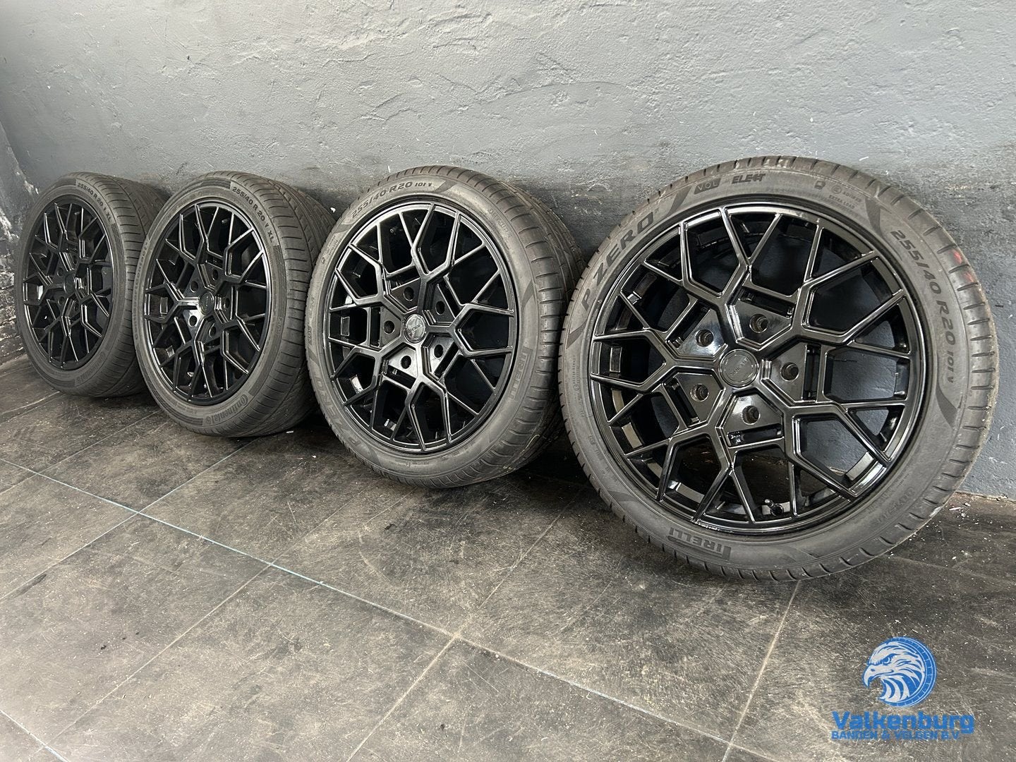 7mm! Ford Transit Custom Riviera RTX 20 inch zwarte velgen T