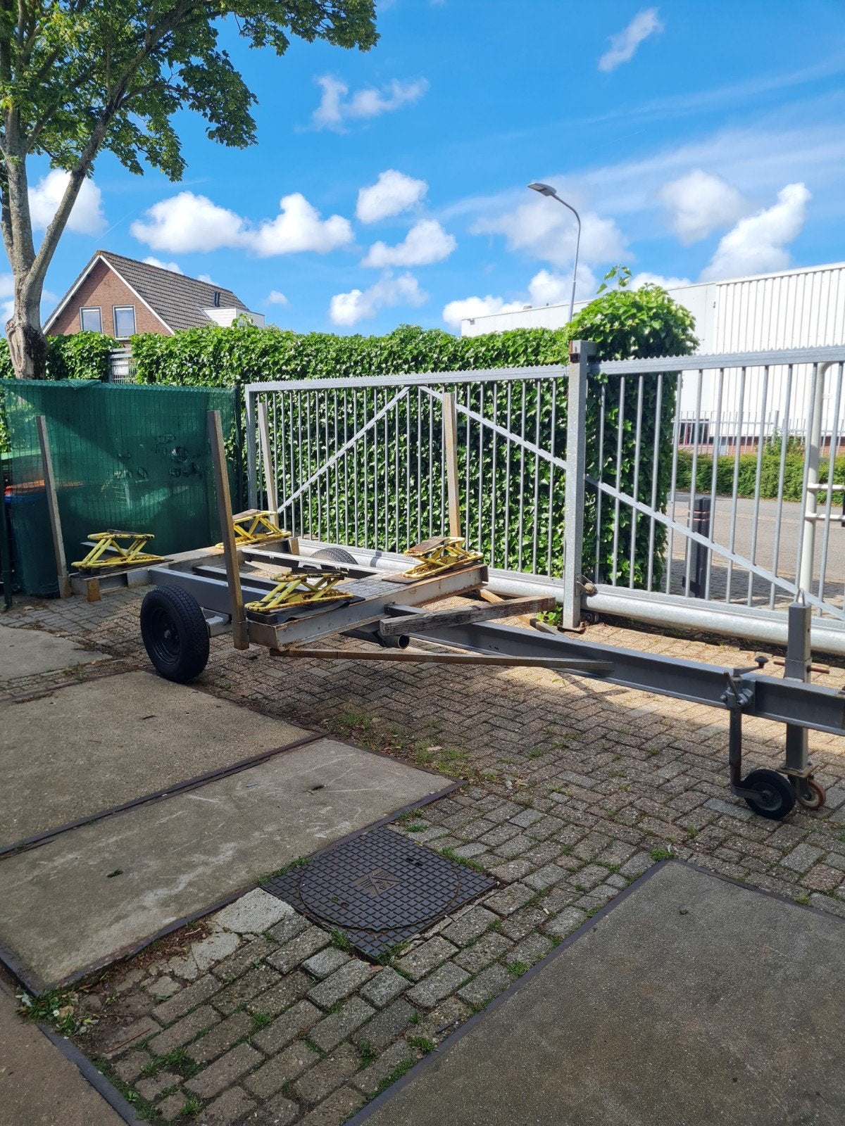 Robuuste boottrailer met trekoog voor boten tot 2500kg, Ophalen