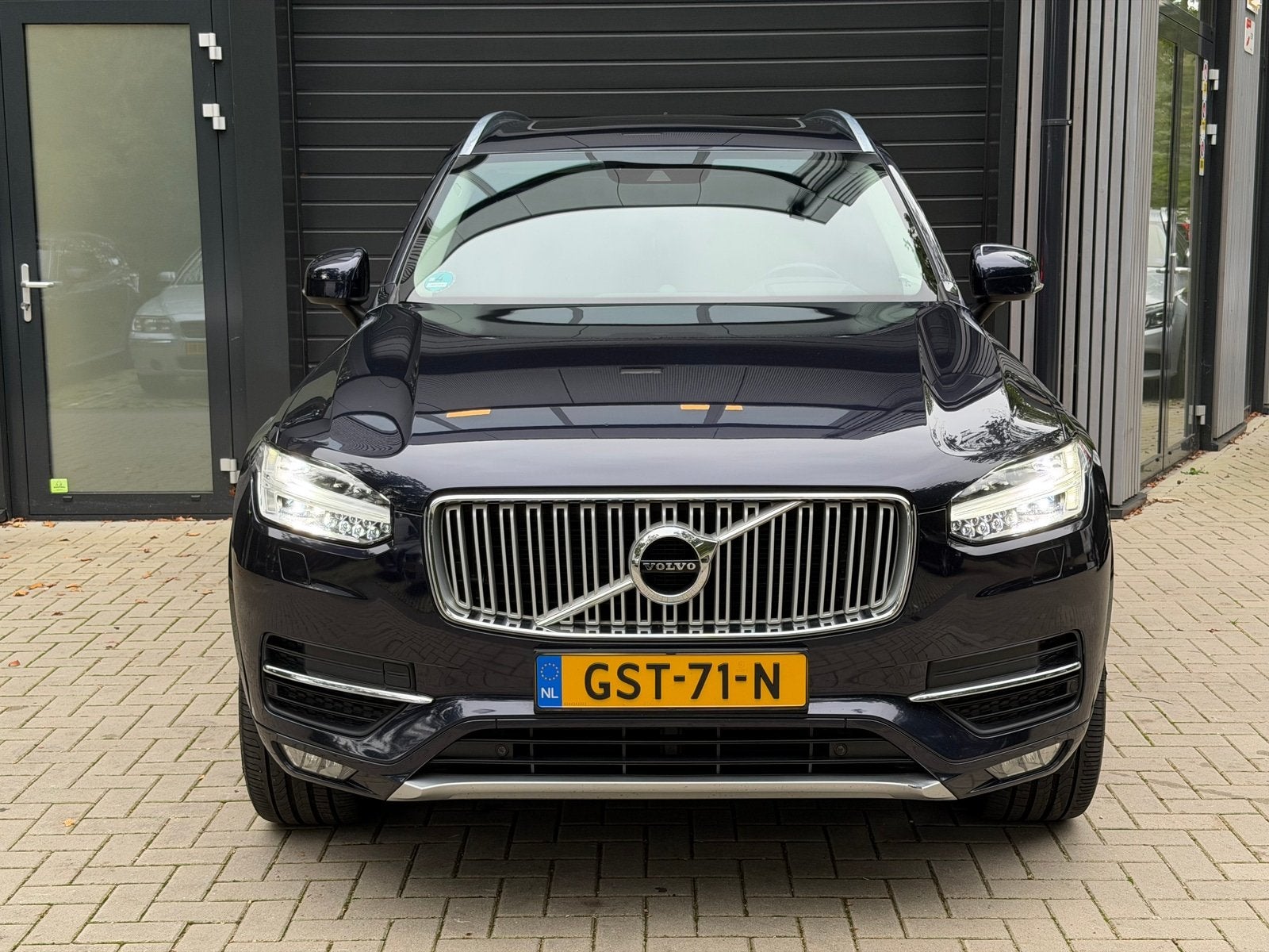 Volvo XC90 2.0 D5 AWD Inscription (bj 2016, automaat), Auto's, Gebruikt, Euro 6, 4 cilinders, Leder
