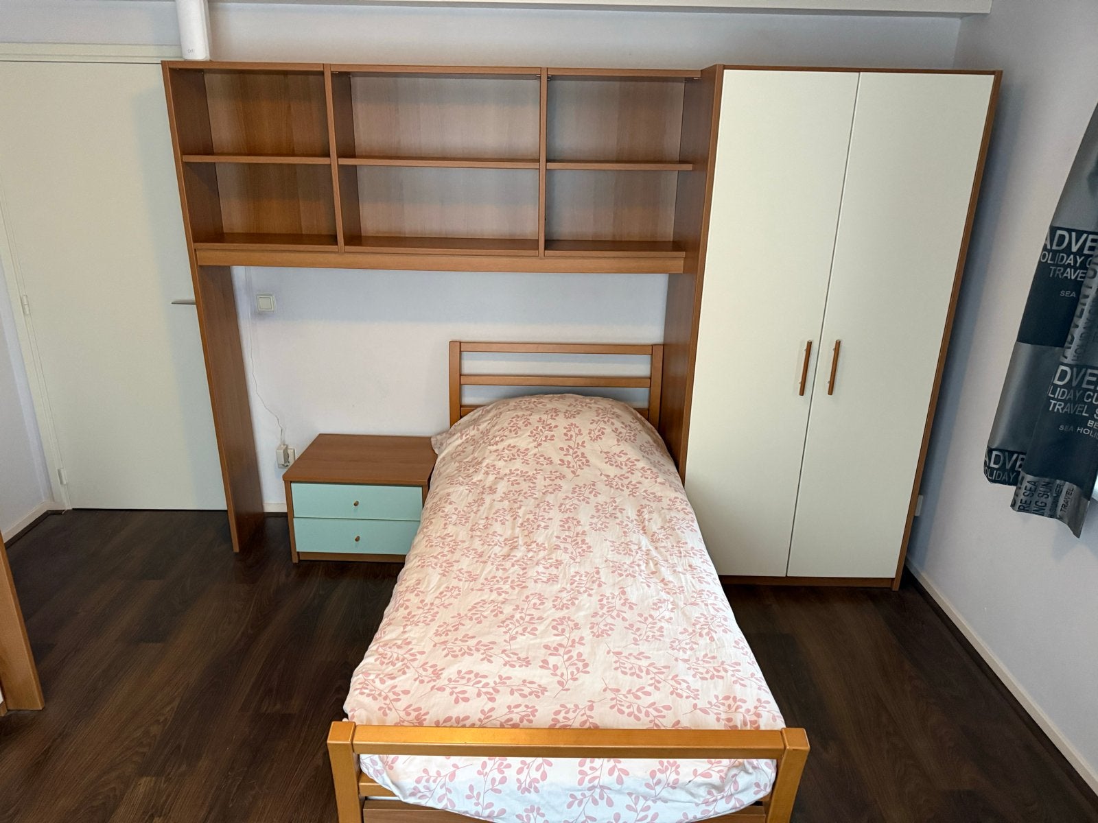 Complete Slaapkamer Set: Bed, Kledingkast, Bureau & Boekenka, Huis en Inrichting, Ophalen, Gebruikt, Eenpersoons