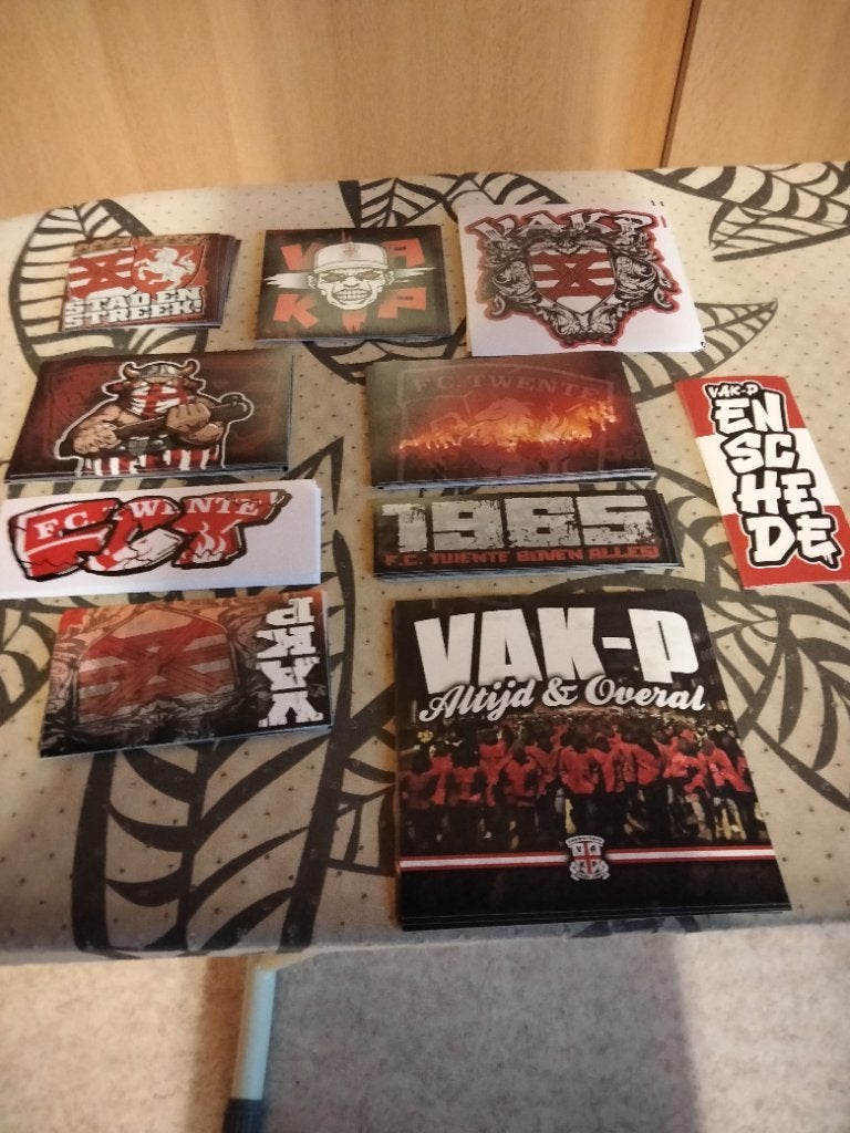 Stickers vak p fc twente, Verzamelen, Ophalen of Verzenden, Zo goed als nieuw, F.C. Twente, Poster, Plaatje of Sticker