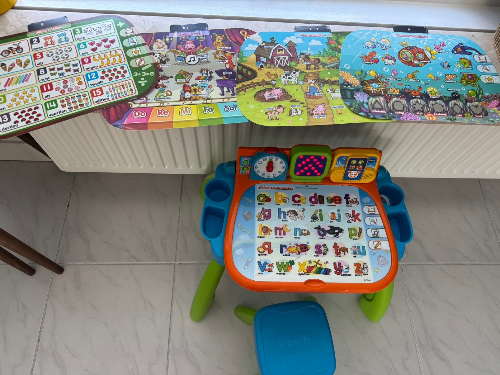 vtech magisch bureau 3 in 1, Kinderen en Baby's, Ophalen, Zo goed als nieuw