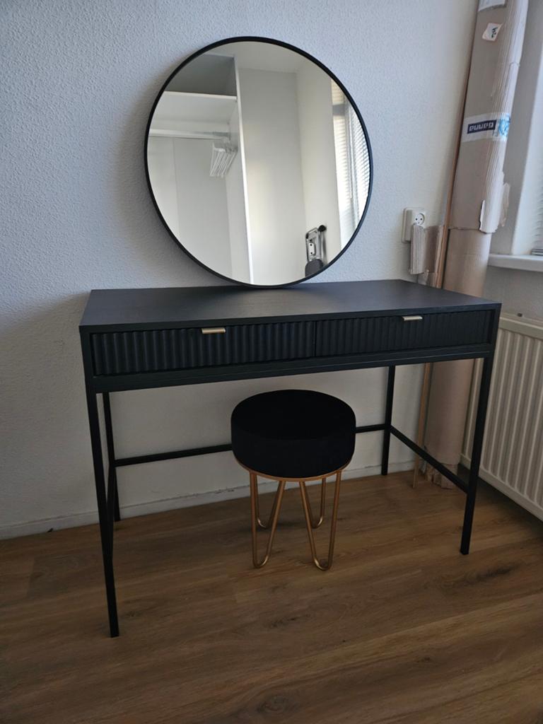Zwart kaptafel met spiegel en krukje, Ophalen, 50 tot 100 cm, Zo goed als nieuw, Minder dan 100 cm