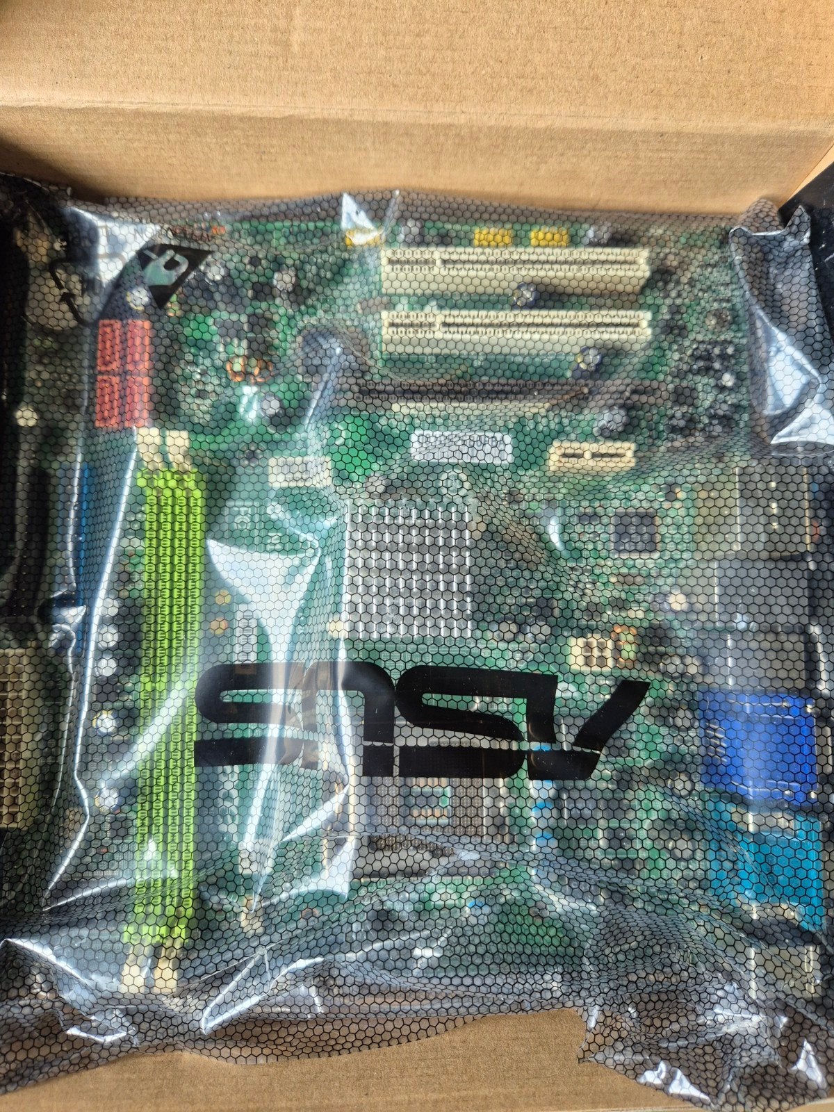 ASUS P5KPL-CM, Computers en Software, Ophalen, Nieuw