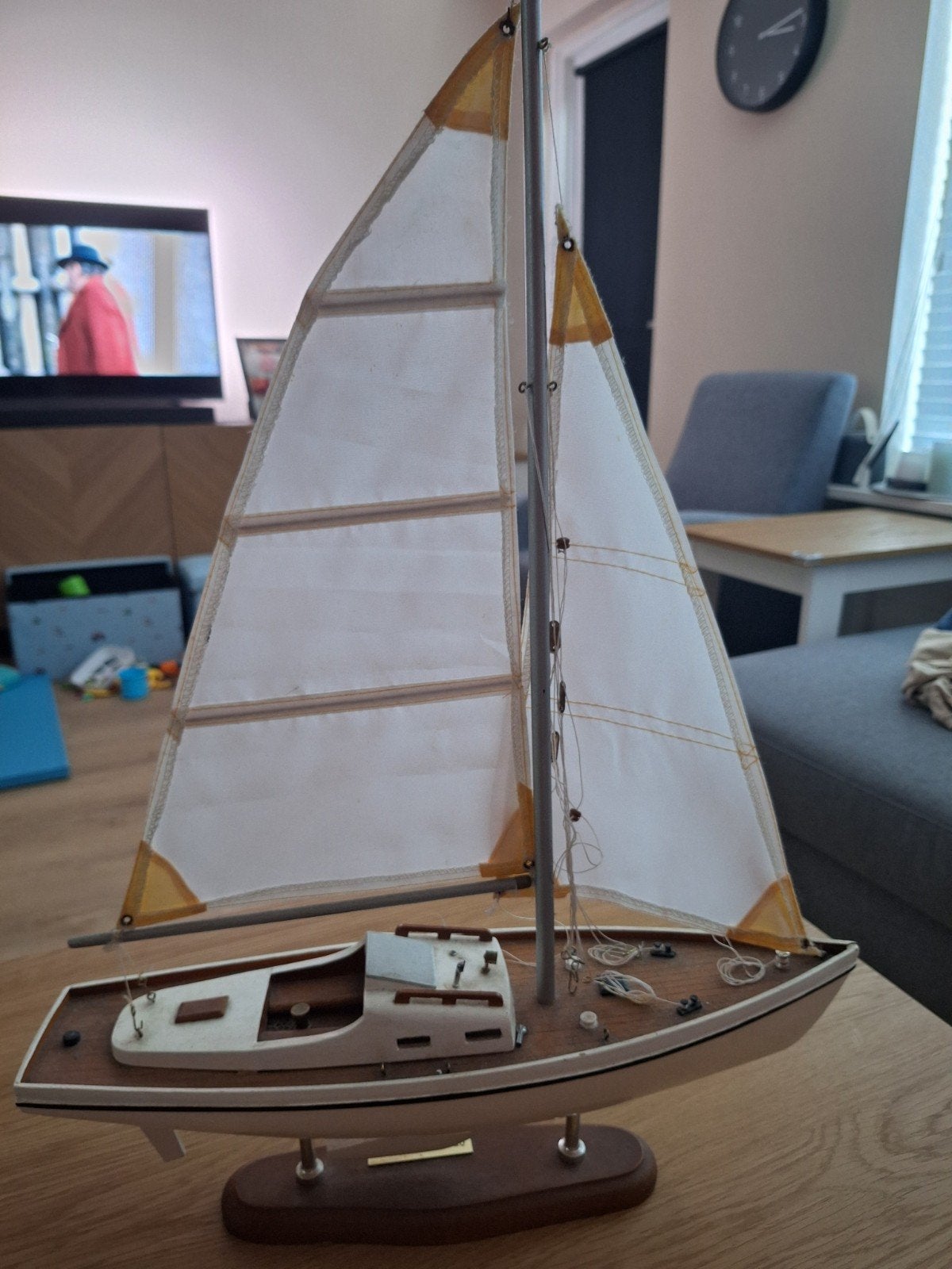 Decoratieve Speedy Yacht modelboot, Ophalen, Gebruikt