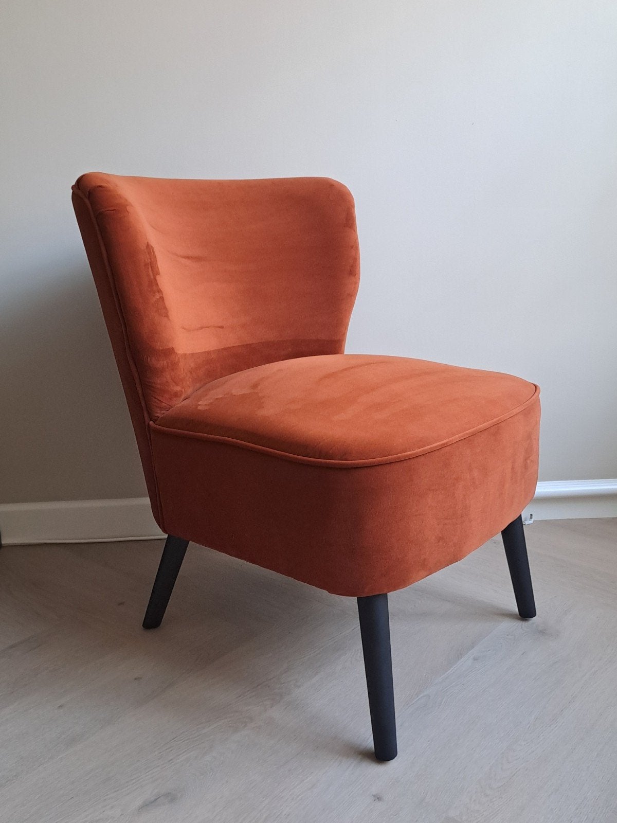 Fauteuil/Stoel in roest/oranje kleur (velvet bekleding), Ophalen, Minder dan 75 cm, Zo goed als nieuw, 50 tot 75 cm