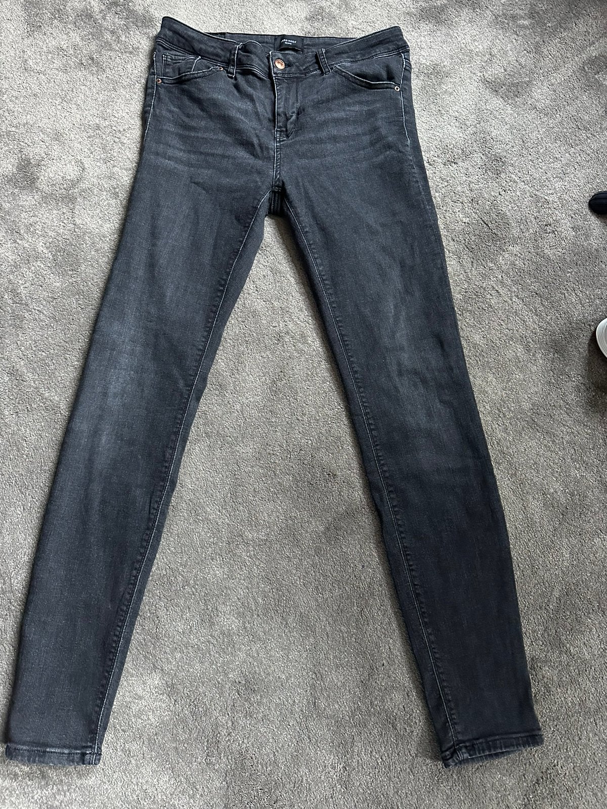 Spijkerbroek zwart slim fit VMLux Vero Moda mt L/32, Kleding | Dames, Spijkerbroeken en Jeans, Ophalen of Verzenden, Zo goed als nieuw
