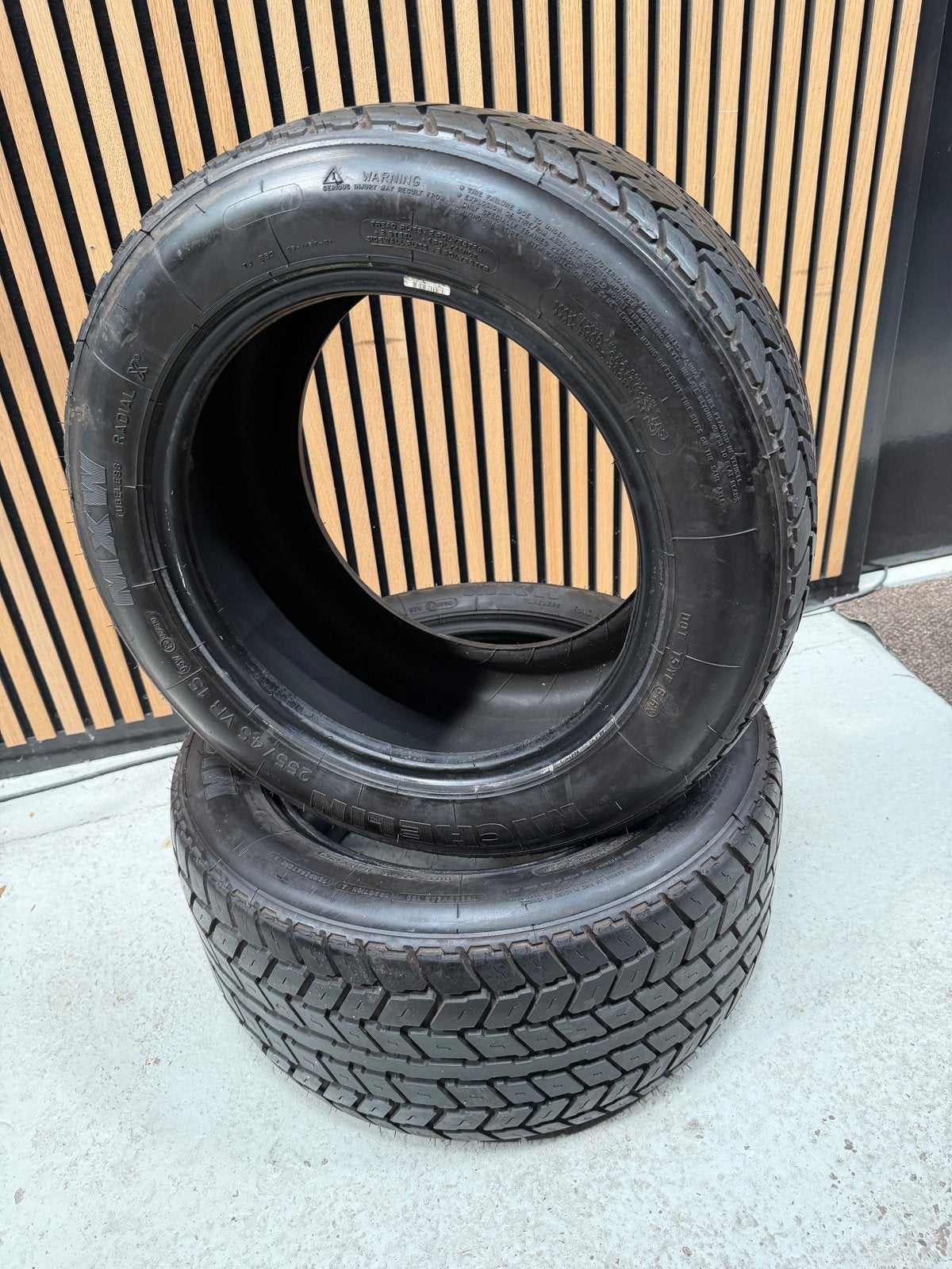2x Michelin MXV banden voor oa. Renault Alpine V6 GT, Auto-onderdelen, Gebruikt, Ophalen of Verzenden, Band(en), Personenwagen