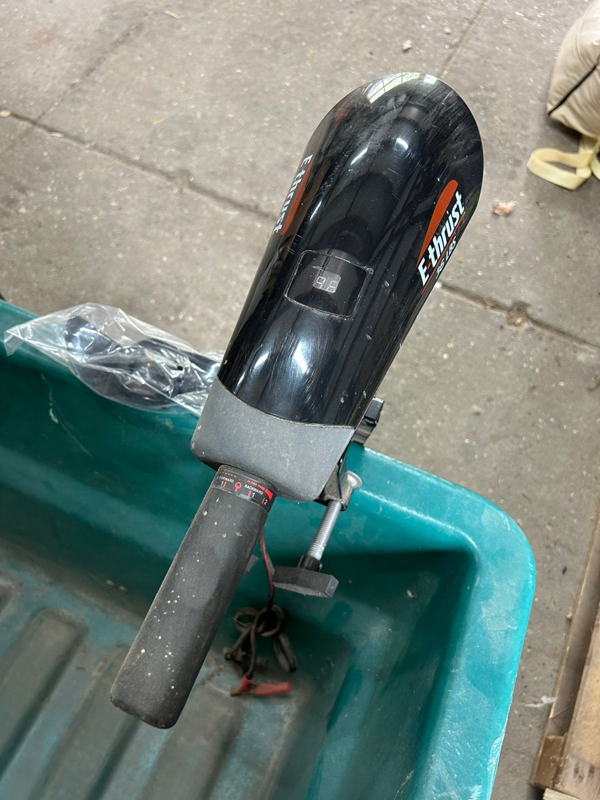 E-thrust electriche motor nieuw, Ophalen, Zo goed als nieuw