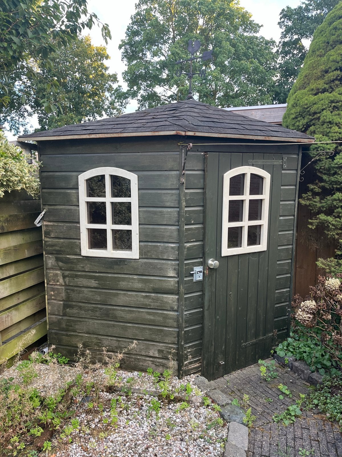 Houten tuinhuisje met dakgoot, Tuin en Terras, Ophalen, Gebruikt, Hout, Overige typen