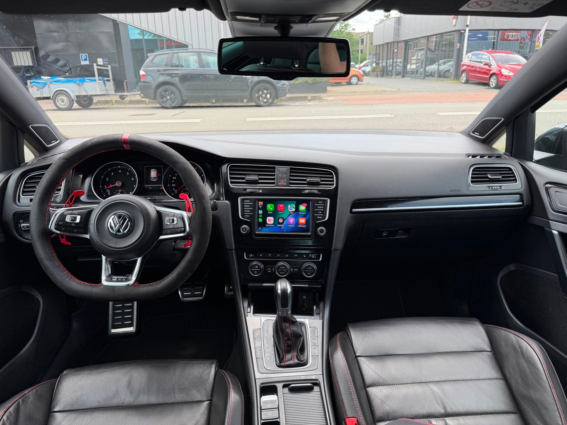 Volkswagen GOLF 2.0 TSI GTI Performance Aut/Leer/Carplay/Sou, Gebruikt, Euro 6, 4 cilinders, 1984 cc