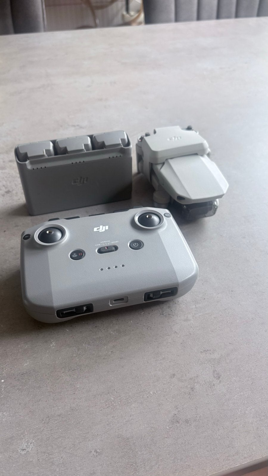 DJI Mini 2 SE Fly More Combo - Compacte cameradrone, Audio, Tv en Foto, Drones, Ophalen, 30 tot 45 minuten, Cameradrone, Extra accu('s)