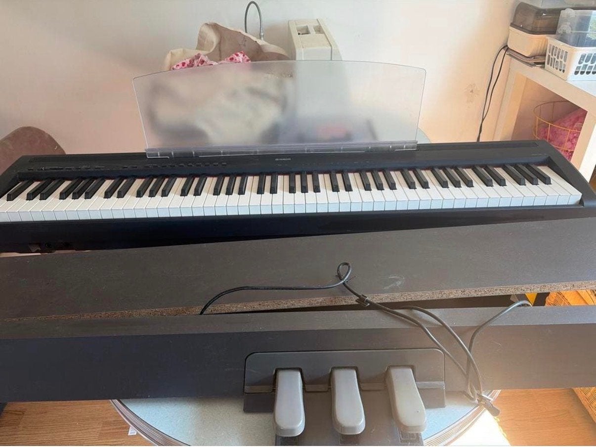 Yamaha Digitale Piano P-95 met standaard, Ophalen, Zwart, Digitaal, Zo goed als nieuw