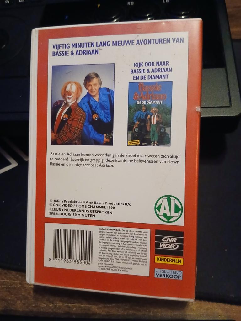 Foto 2 van Vhs video op bezoek bij bassie en adriaan