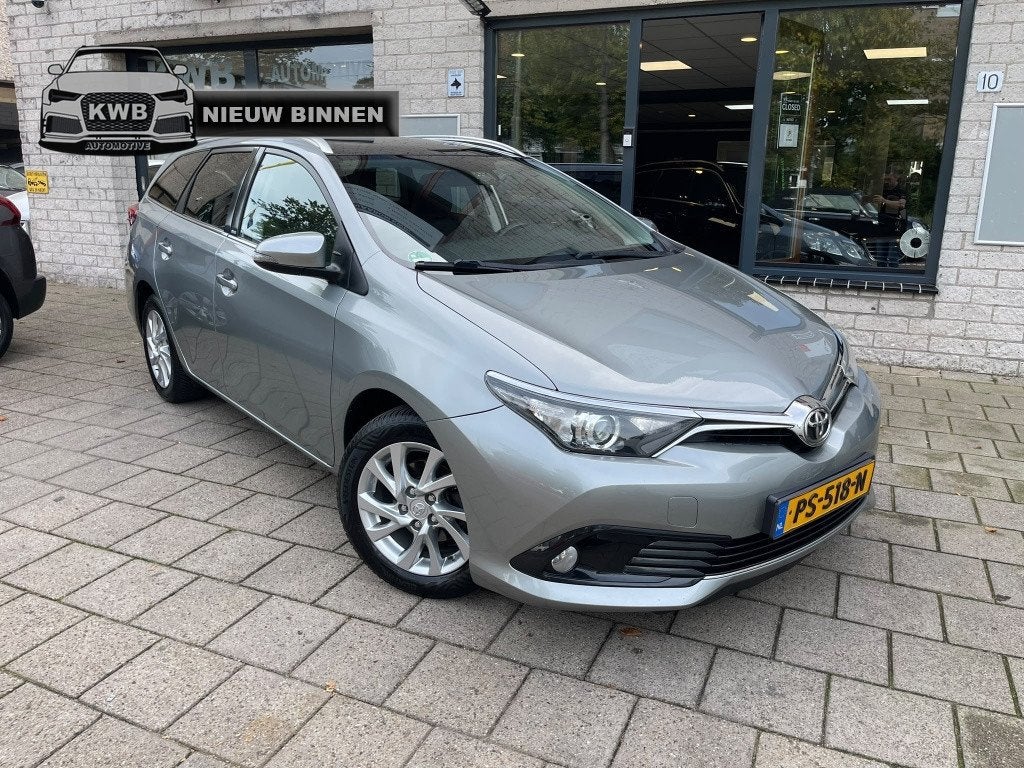 Toyota Auris Touring Sports 1.2T Business Pano Trekhaak Navi