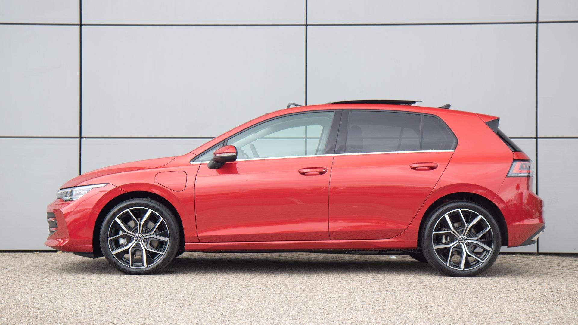 Volkswagen Golf 1.5 eHybrid 204pk Style Edition | Panoramada, Auto's, 12 maanden, 1498 cc, 4 cilinders, 150 min