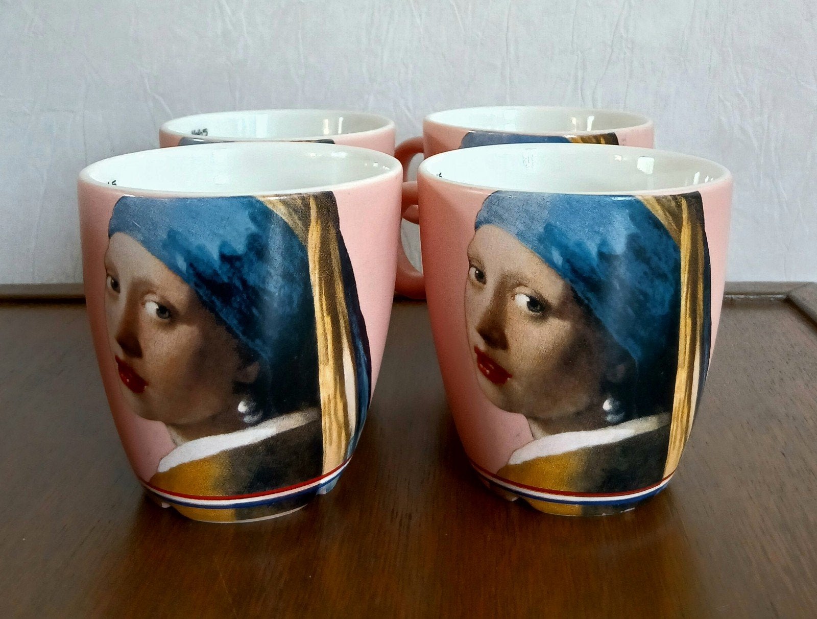 Douwe Egbert Mokken Meisje Met De Parel J. Vermeer *Nieuw, Nieuw, Ophalen of Verzenden, Overige stijlen, Kop(pen) en/of Schotel(s)