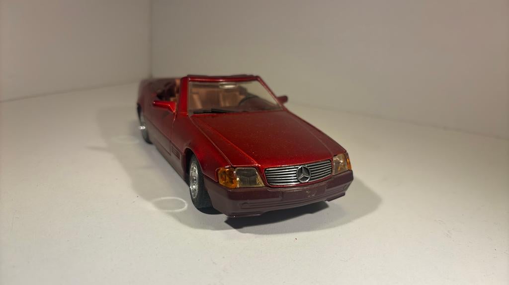 Mercedes benz 500 sl majorette 1.24, Overige merken, Ophalen of Verzenden, A, A