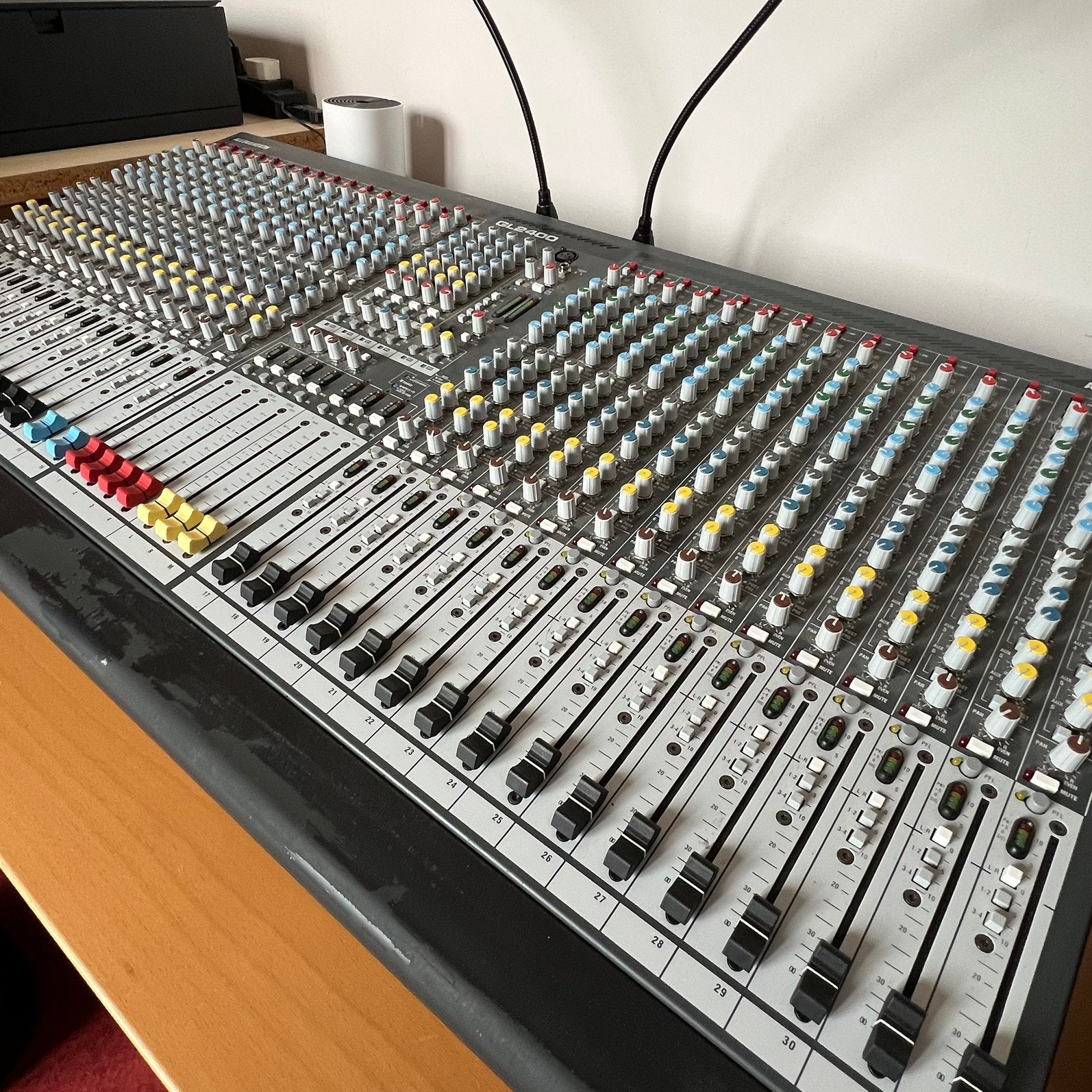 Allen&Heath GL2400, Muziek en Instrumenten, Mengpanelen, Ophalen, Gebruikt, 20 kanalen of meer