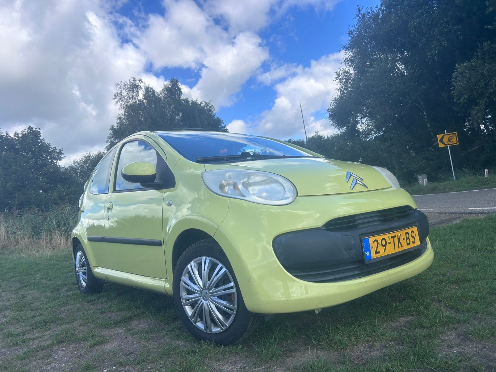 Heerlijk zuinig! Citroën C1 1.0 5-DRS 2006 Geel, Auto's, Voorwielaandrijving, Stof, 4 stoelen, 68 pk