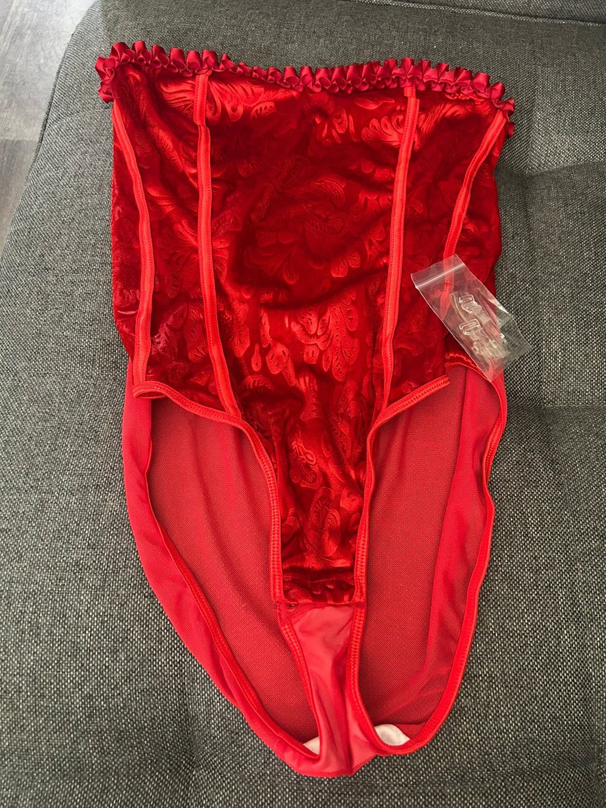 Shein body fluweel rood, maat XL, Kleding | Dames, Tops, Ophalen of Verzenden, Maat 46/48 (XL) of groter, Rood