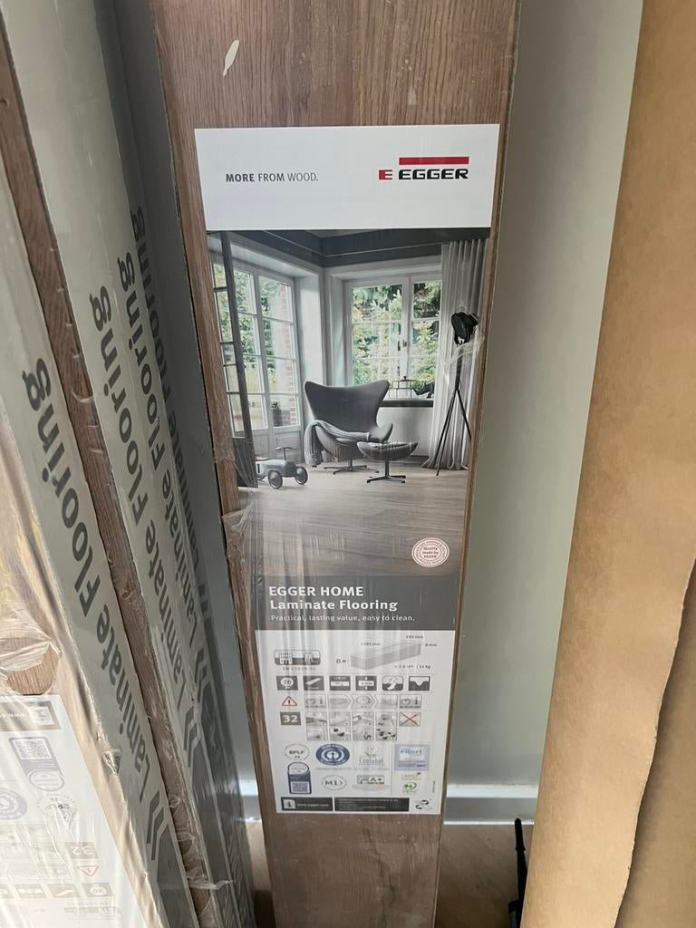 8 pakken Egger laminaat, Ophalen, 50 tot 150 cm, Nieuw, 10 m² of meer
