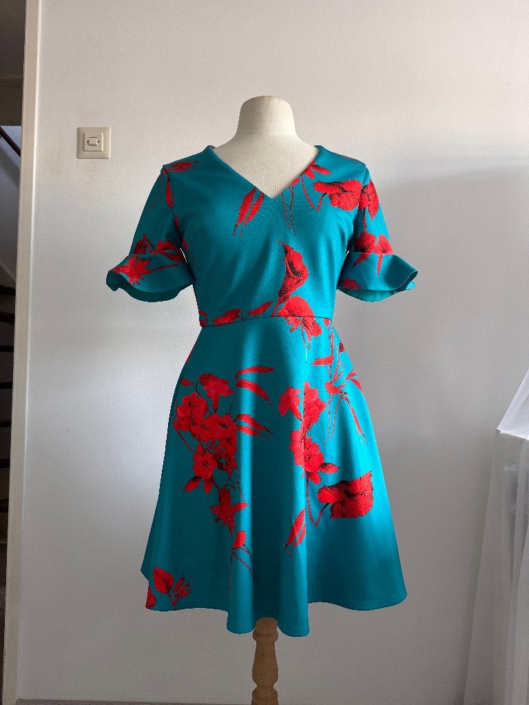 Ted Baker jurk turquoise met rode bloemen, maat 38, Maat 38/40 (M), Meerkleurig, Ophalen of Verzenden, Zo goed als nieuw