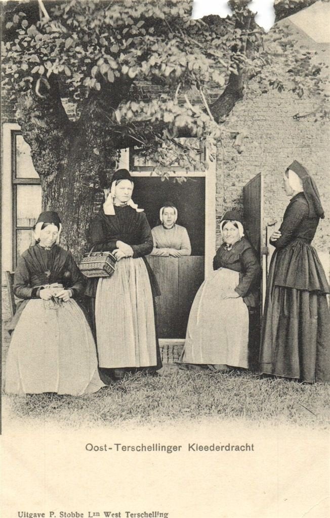 Oost-Terschellinger Kleederdracht - B-keus - ongelopen, Ophalen of Verzenden, Voor 1920, Ongelopen, Zeeland