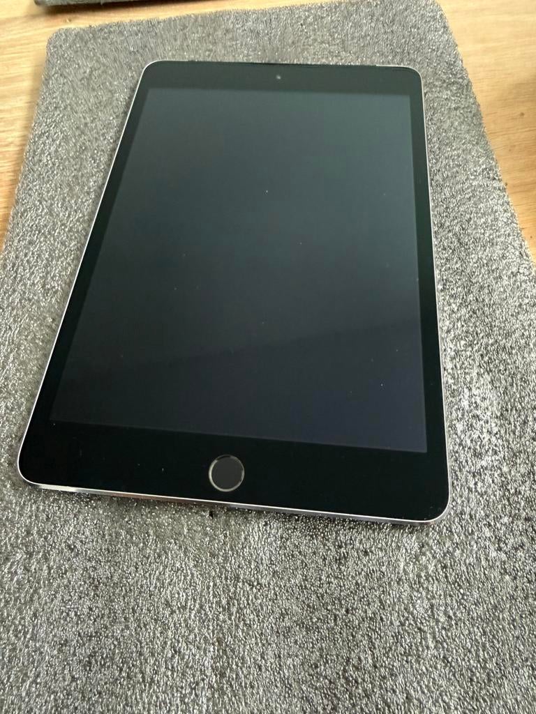 IPad Mini 4 128GB Wifi & Cellular, Computers en Software, Apple iPads, 8 inch, Ophalen of Verzenden, Zo goed als nieuw, 128 GB