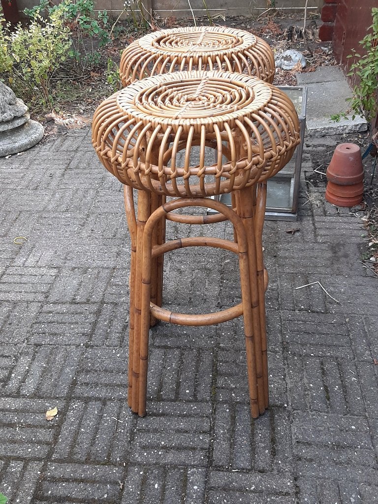 Rotan barkrukjes, Huis en Inrichting, Krukjes, Ophalen, Zo goed als nieuw, IJzer