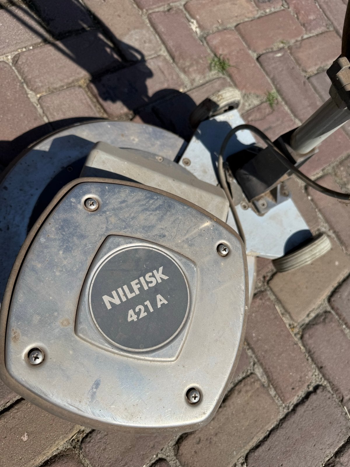 Nilfisk 421 A - Professionele schrobmachine, Ophalen, Gebruikt, Schrobmachine