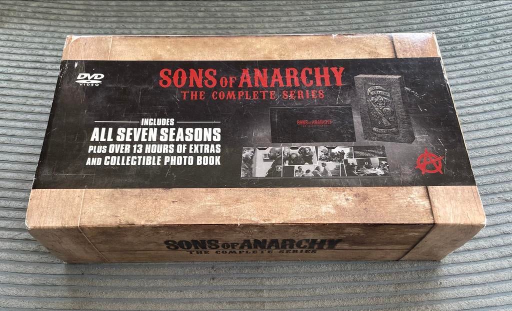 Sons of Anarchy Complete Serie 1-7 DVD Collector’s Crate Box, Vanaf 16 jaar, Boxset, Ophalen of Verzenden, Zo goed als nieuw