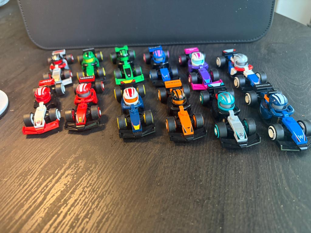 Complete set LEGO F1 Collectibles, Ophalen of Verzenden, Zo goed als nieuw