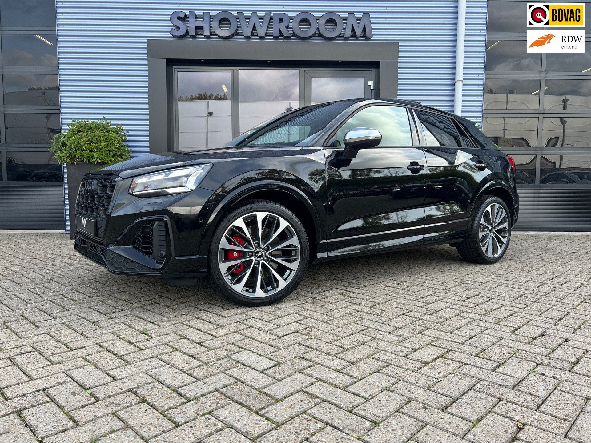 Audi SQ2 2.0 TFSI quattro, Automaat, Gebruikt, 4 cilinders, Zwart