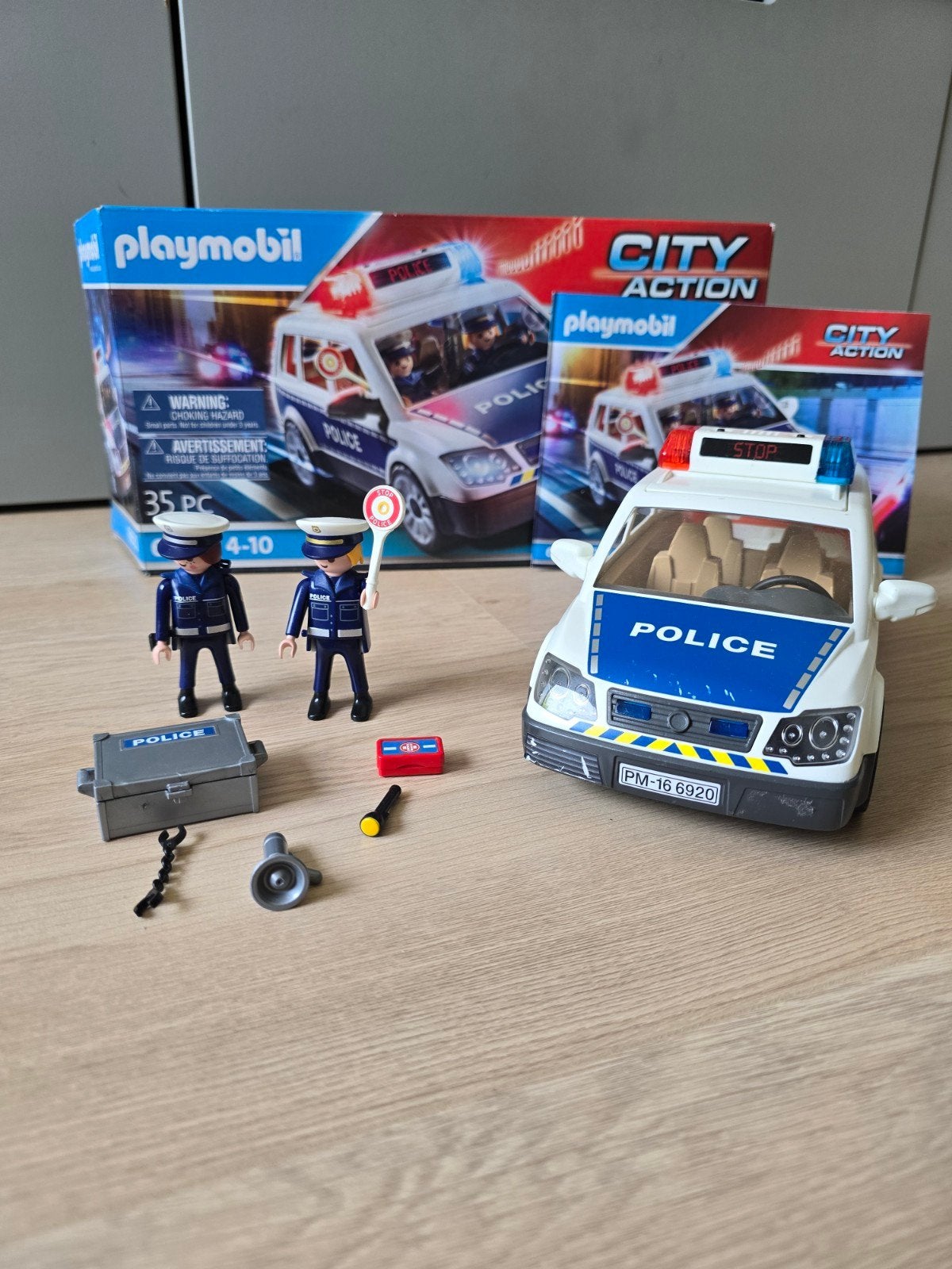 Playmobil City Action Politieauto met 2 agenten, Kinderen en Baby's, Speelgoed | Playmobil, Ophalen, Gebruikt