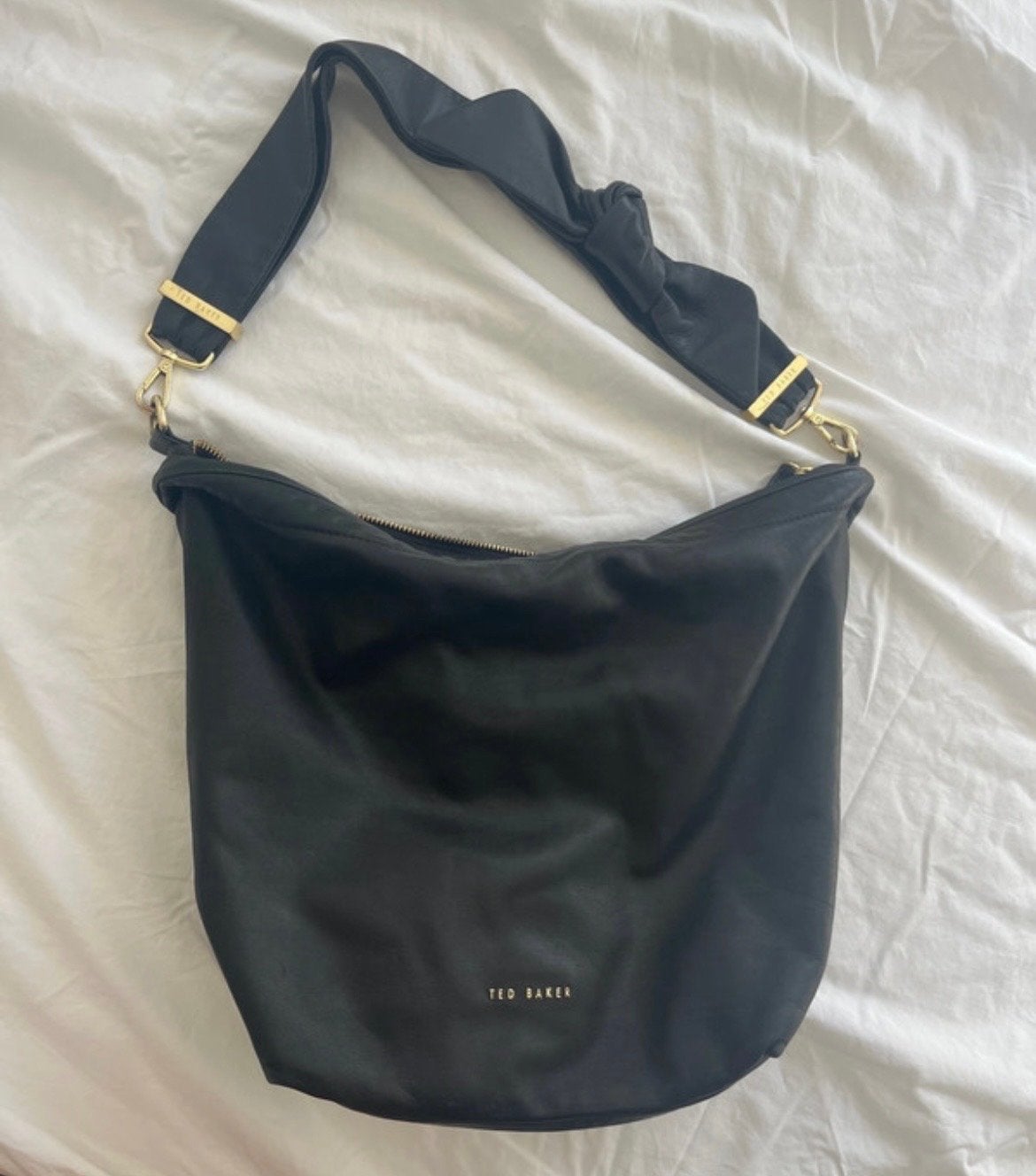 Ted Baker Zwarte Schoudertas met Strikdetail, Ophalen of Verzenden, Zo goed als nieuw, Zwart, Schoudertasje