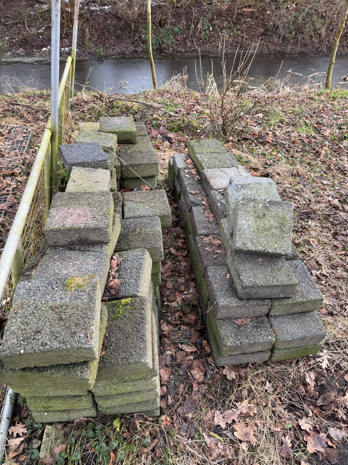 Gratis bestrating, Ophalen, Gebruikt, 5 tot 10 m², Beton
