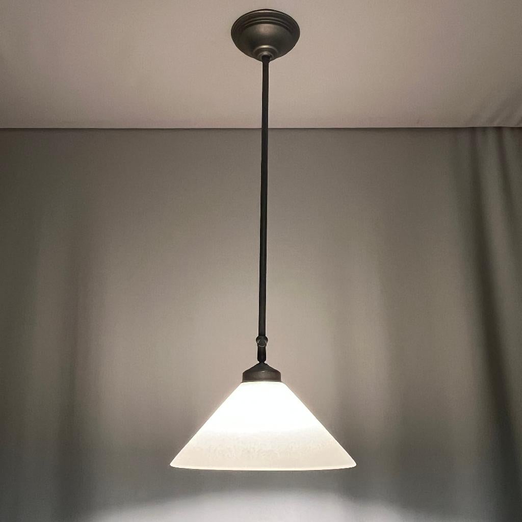 Hanglamp matchroom opaal glas art deco stijl Giso, Huis en Inrichting, Lampen | Hanglampen, Gebruikt, Art deco, Glas, Ophalen of Verzenden